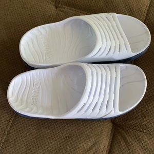 Hoka One One Slide Recovery Sandals
